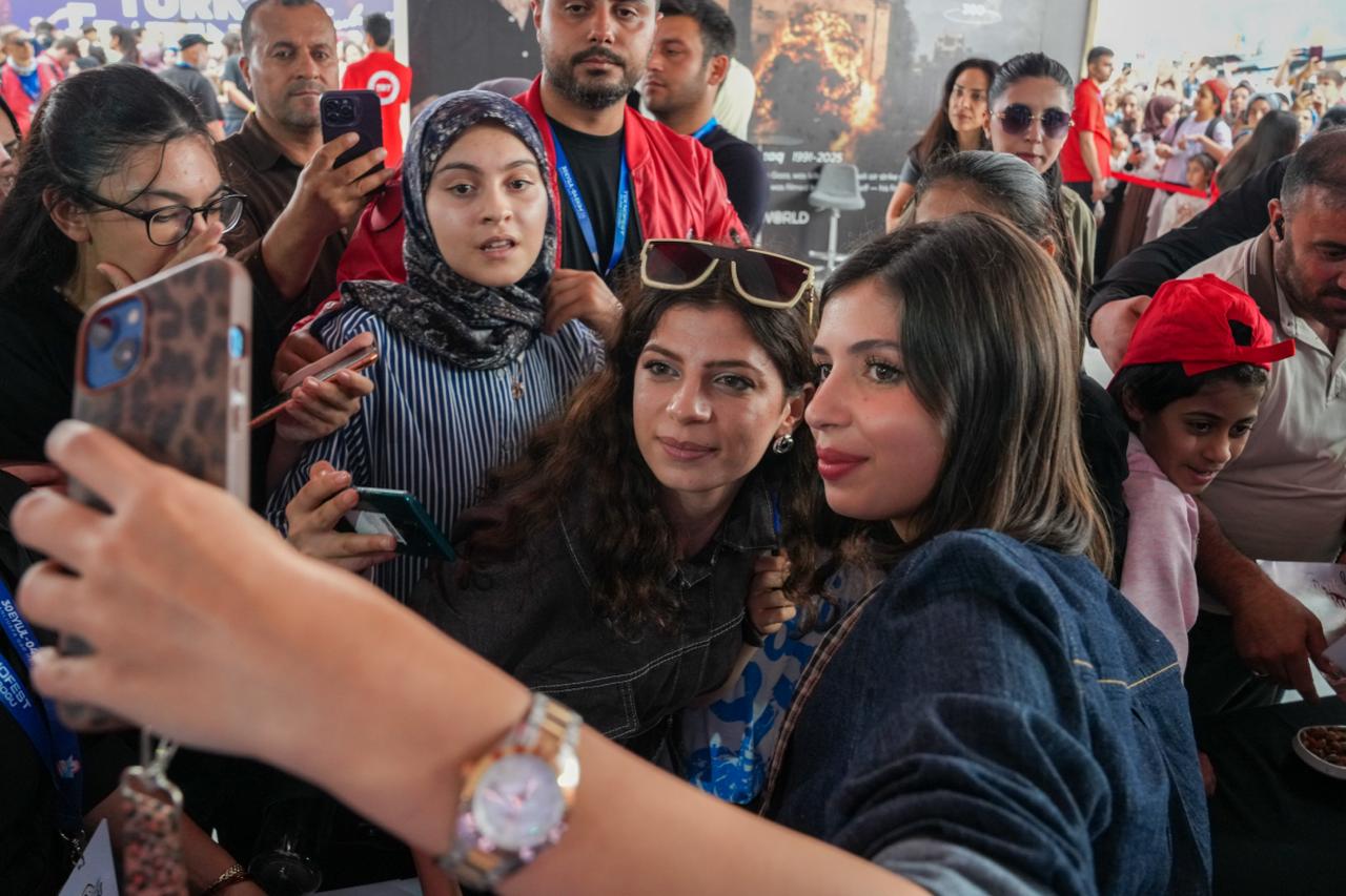Zeynep Atılgan TEKNOFEST Şanlıurfa imza günü